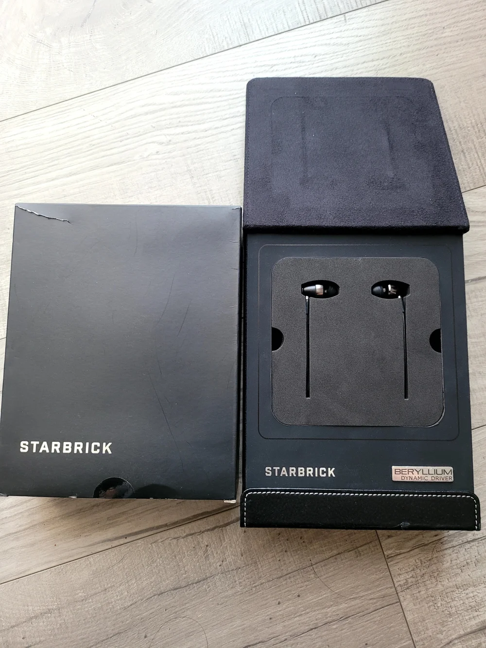 Be4 Black In-Ear Headset with Carry Case